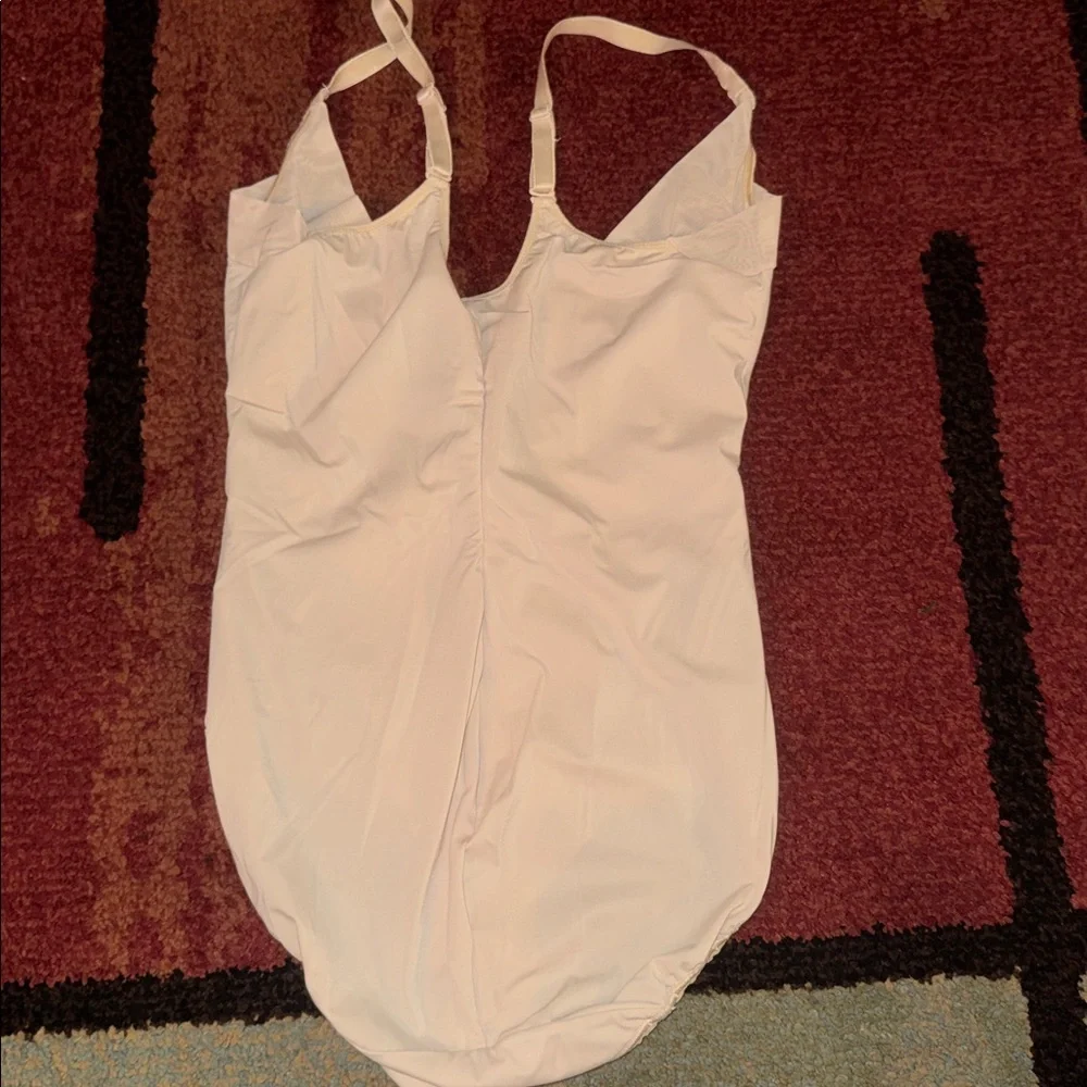 Maidenform Flexees full torso control body‎ shaper